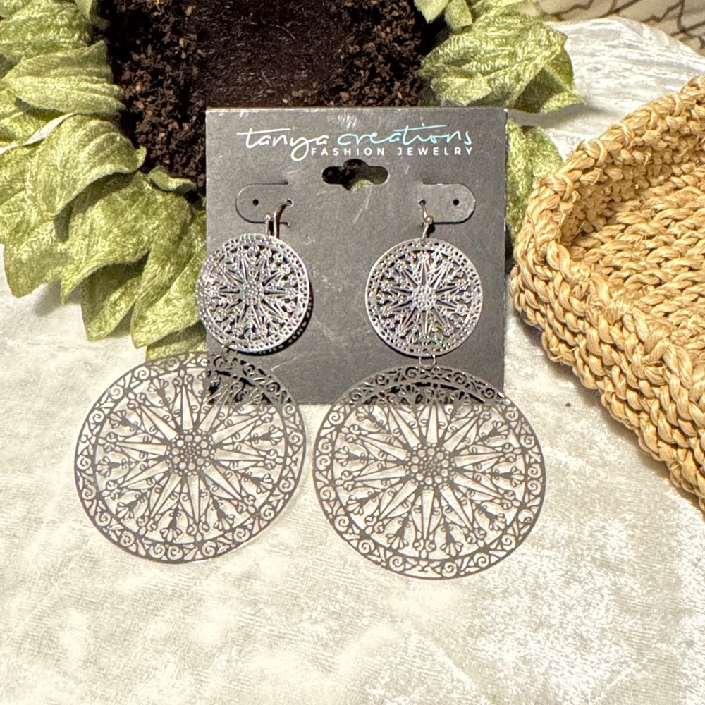🌸Final price🌸Tanya Creations Silver Statement Earrings